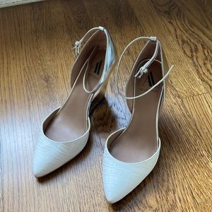 Ava & Aiden White Croc Wedge Pump